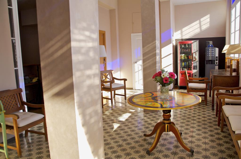 巴塞罗那 科尔基达旅馆酒店 外观 照片