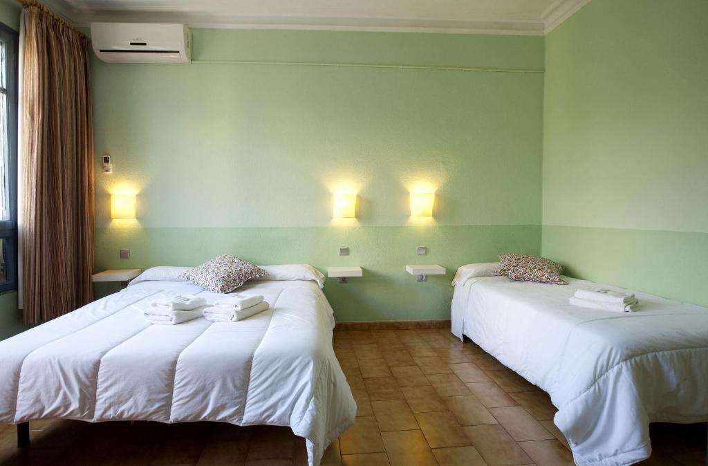 巴塞罗那 科尔基达旅馆酒店 客房 照片